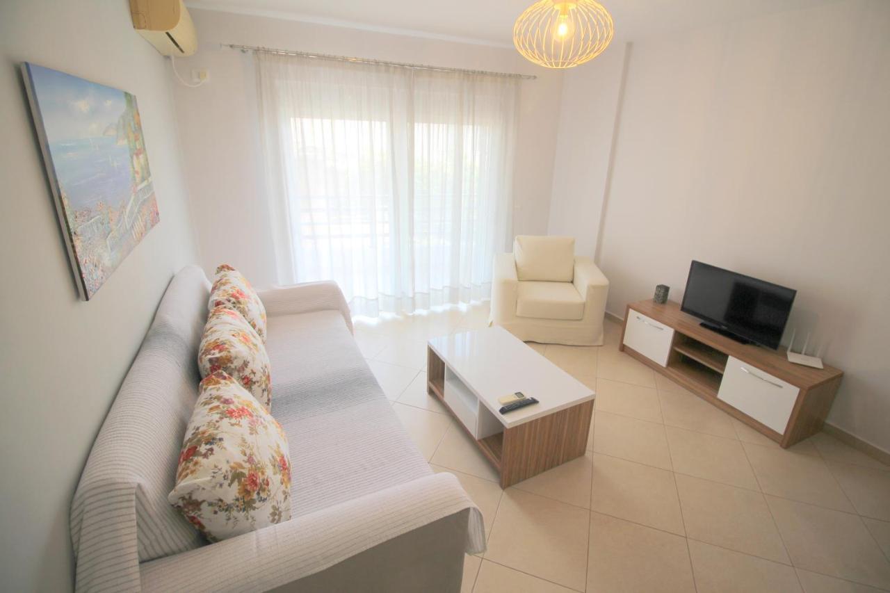Kosta'S City Apartment Sarandë Buitenkant foto